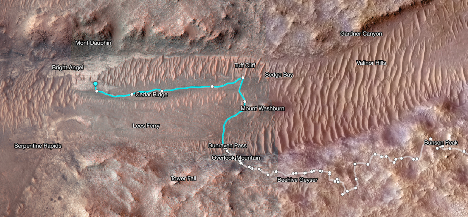 火星を周回する衛星「Mars Odyssey」が撮影した画像に、Perseveranceが1月21日～6月11日に移動した経路（水色のライン）を重ね合わせた。白い点はPerseveranceが停止した場所（出典：NASA / JPL-Caltech / University of Arizona）