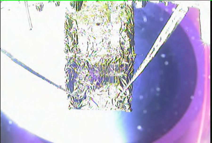 PALSAR-3アンテナ パッケージ展開後画像。試験電波で取得（出典：JAXA）