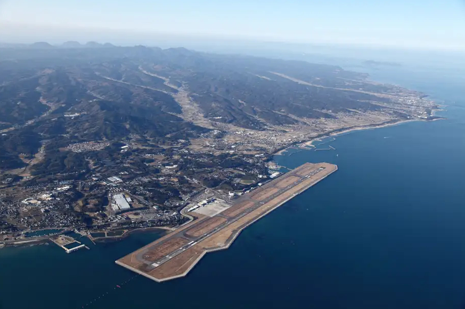 大分県国東市にある大分空港（出典：兼松）