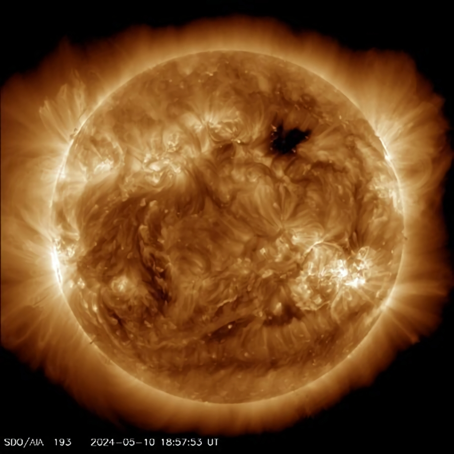 SDOが捉えた太陽（出典：NASA / SDO and the AIA, EVE, and HMI science teams）