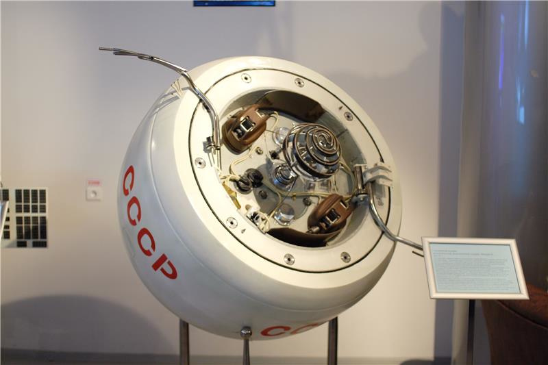 今回地球に落下した着陸機に似ている「Venera 4」の模型(出典:ESA)