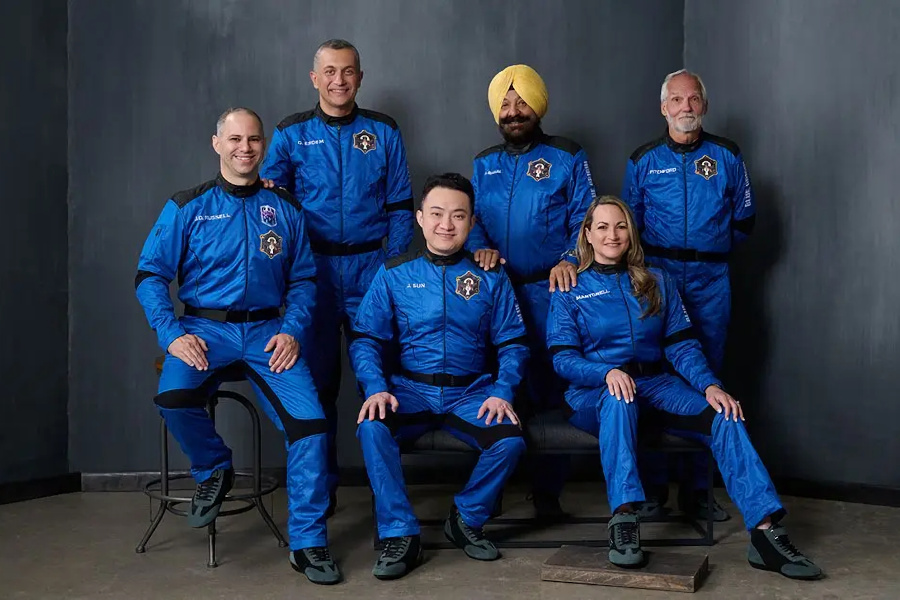 NS-34に参加した乗客。（左から）Russell氏、Erdem氏、Sun氏、Bahal氏、Martorell氏、Pitchford氏（出典：Blue Origin）