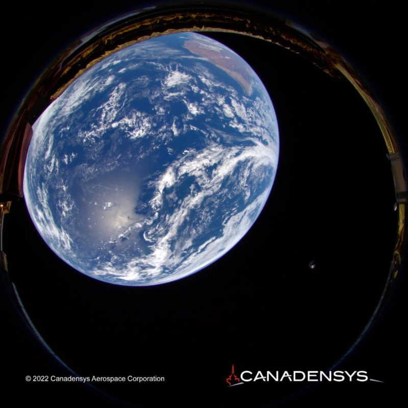 ロケットから分離されて約2分後にCanadensysのカメラが捉えた地球（出典：ispace）
