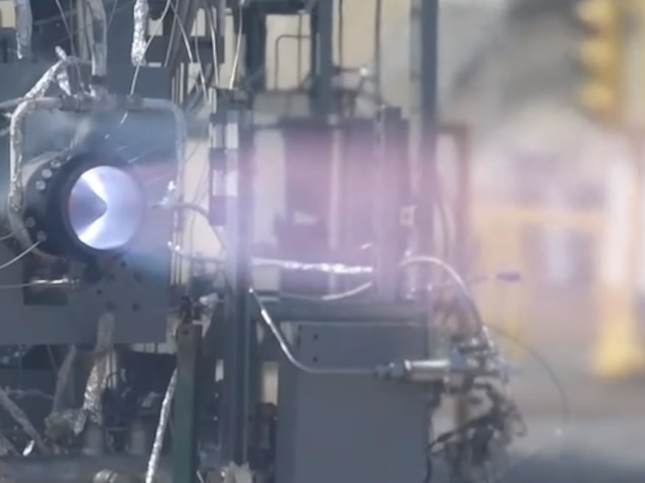 NASAなど、「回転デトネーション」新型エンジンを燃焼試験--大きなマイルストーンに