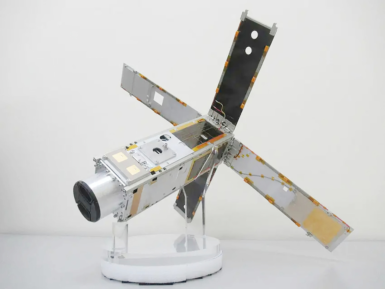 H3試験機で打ち上げ--超小型衛星「TIRSAT」、セーレンやアークエッジなどが運用