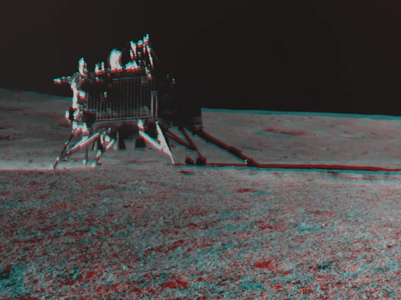 インド探査機「チャンドラヤーン3号」が月着陸時に巻き上げたレゴリスはなぜ最小だったのか？