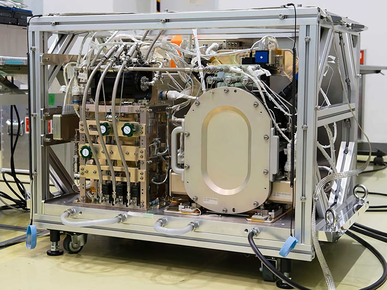 日本実験棟「きぼう」で実験--固体材料の燃焼性試験方法がJISに制定