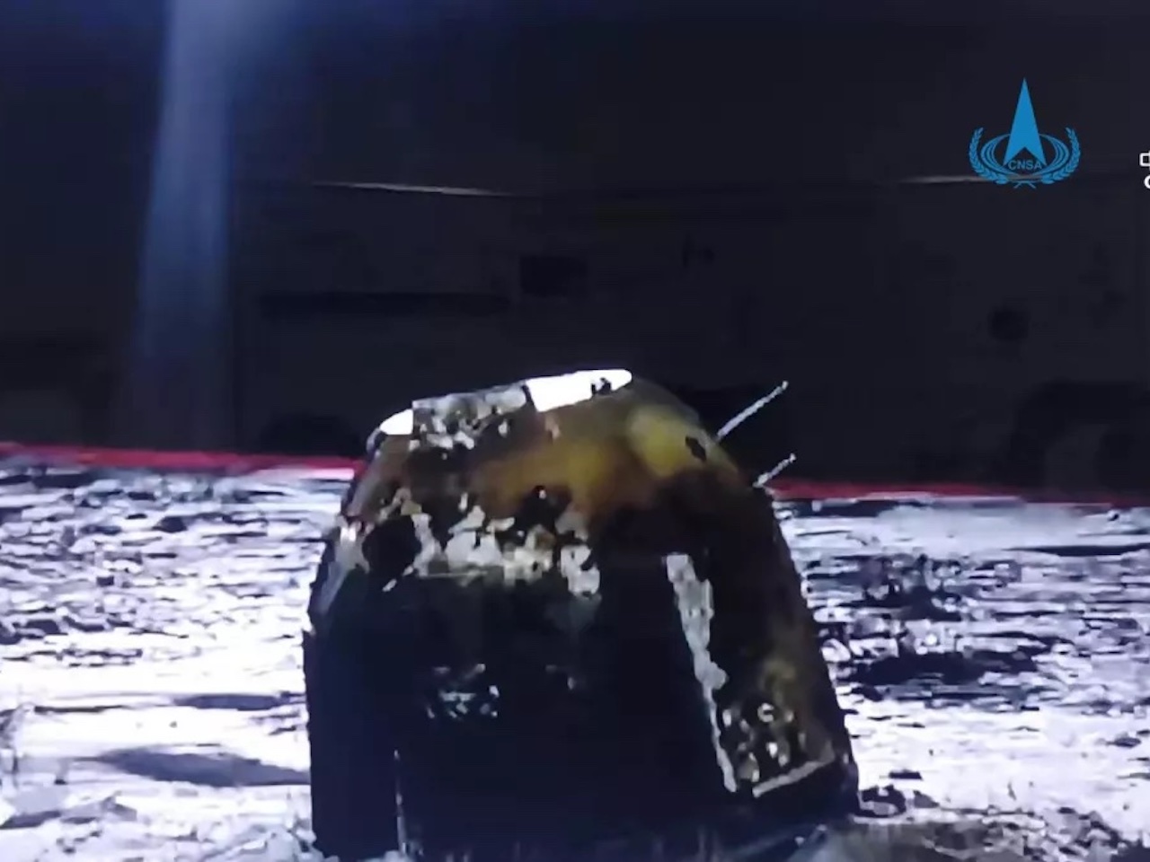 中国、月の岩石を研究者向けに公開--月面探査機「嫦娥5号」が回収