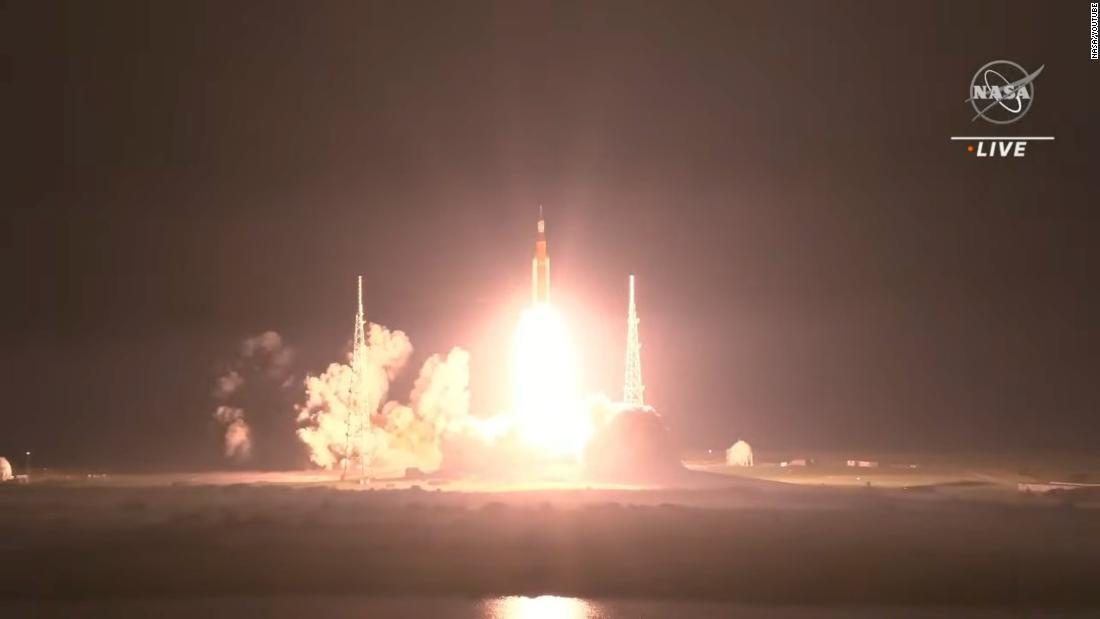 オリオンを搭載したロケット「ＳＬＳ」＝米フロリダ州ケープカナベラル/NASA/Youtube