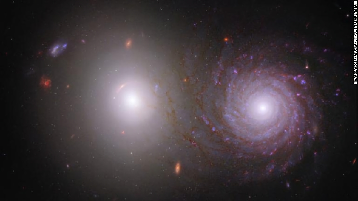 ウェッブ望遠鏡が捉えた銀河のペア「VV 191」
