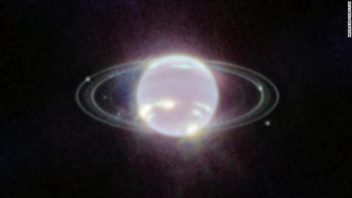 ウェッブ望遠鏡が捉えた海王星。ここ30年あまりで最も鮮明な画像となっている
