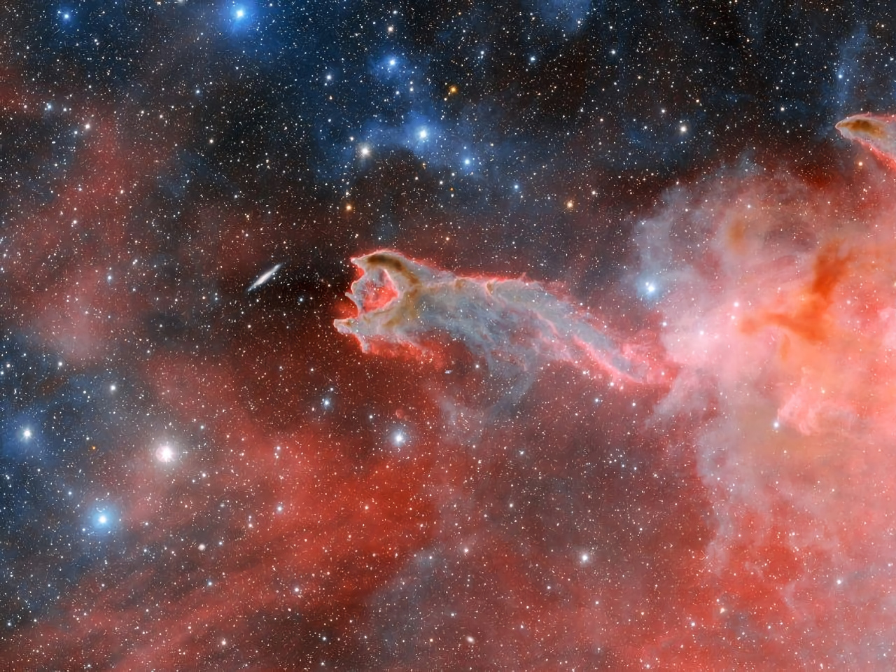 銀河系に浮かぶ「神の手」、暗黒星雲の希少写真撮影