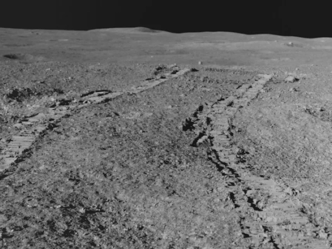 image of インド月探査機「チャンドラヤーン3号」が月南極の温度を測定–何度だった？ - UchuBiz