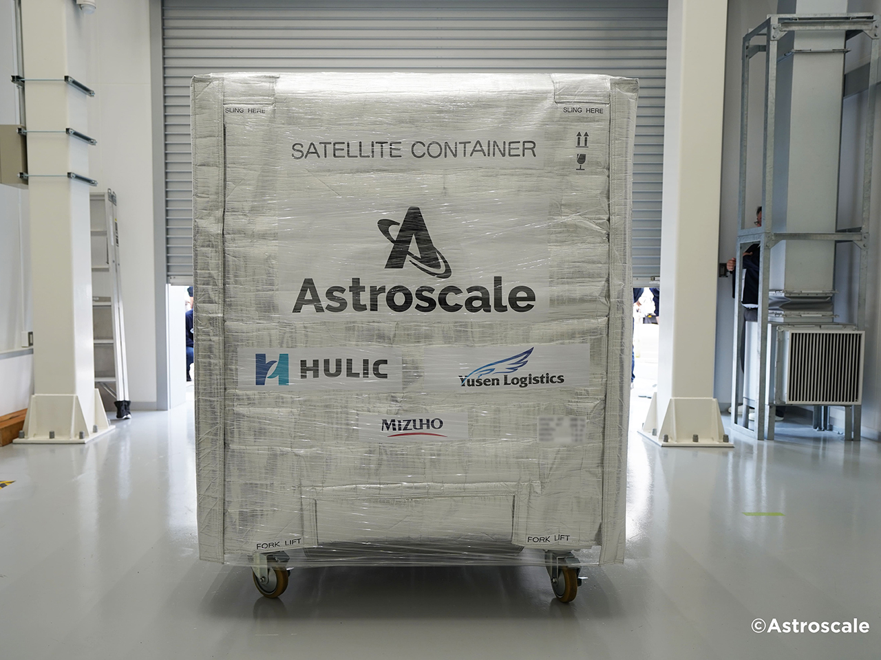 アストロスケール、宇宙ゴミ除去技術の実証衛星をニュージーランドに出荷